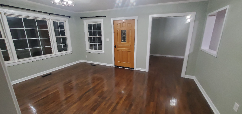 1209 Hoffman Ave - Photo 3 of 11