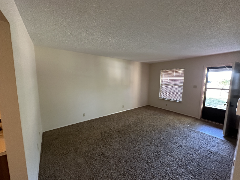 606 Cumberland Dr - Photo 6 of 14