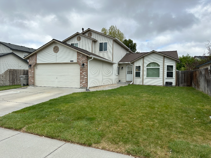 620 Teton Dr - Photo 2 of 20