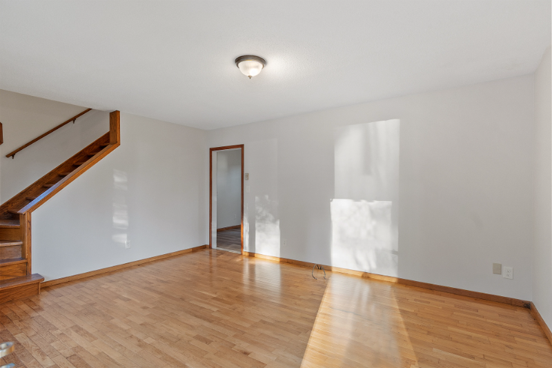 77 Ingleside Ave - Photo 6 of 13