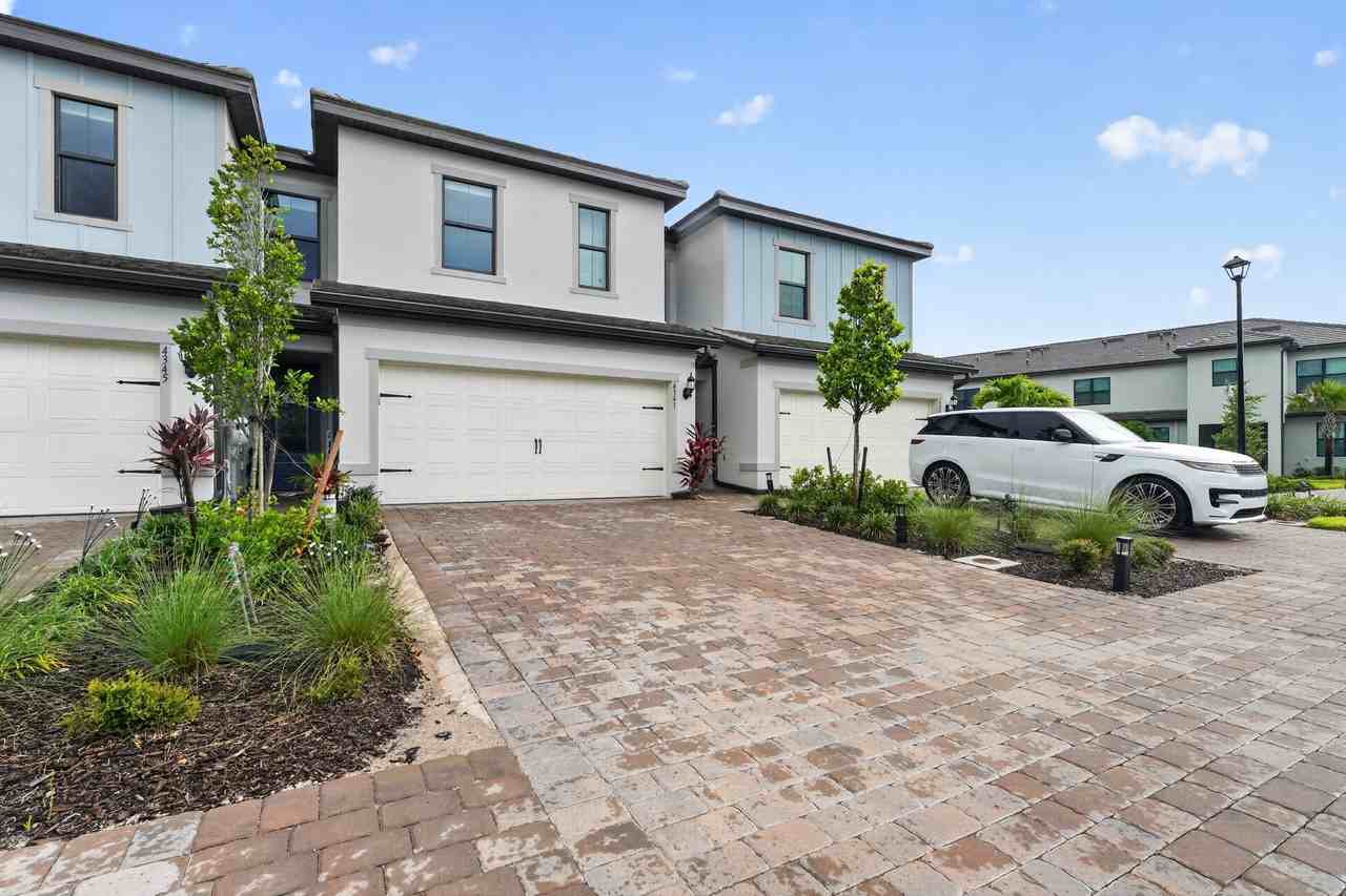 4341 Sonoma Oaks Cir #406