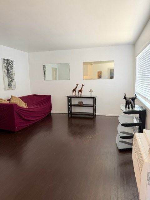 14811 Vanowen St #3 - Photo 2 of 12