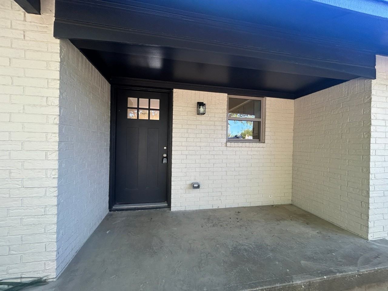 101 Hillcrest St - Photo 2 of 16