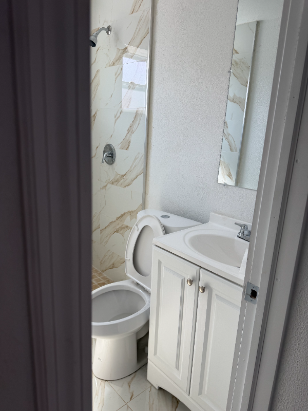 1817B N Tamiami Trl - Photo 6 of 7
