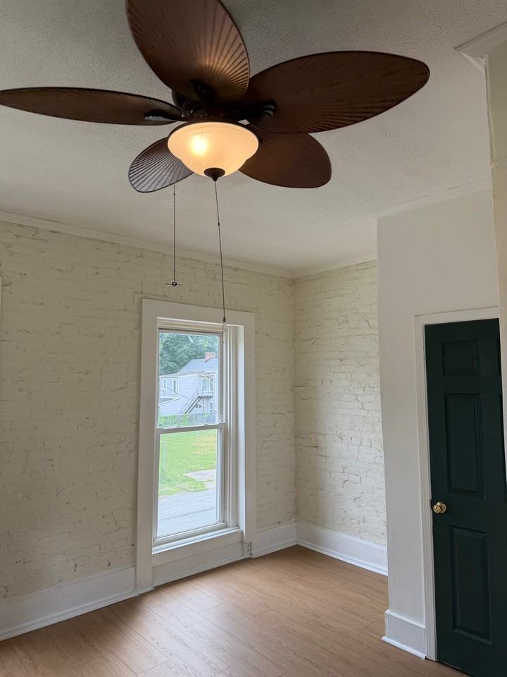 2429 Griffiths Ave - Photo 5 of 12