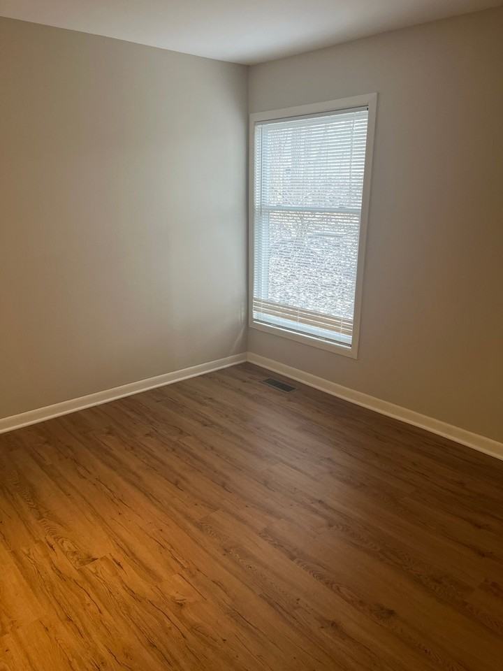 5509 E Lake Dr #B - Photo 5 of 14