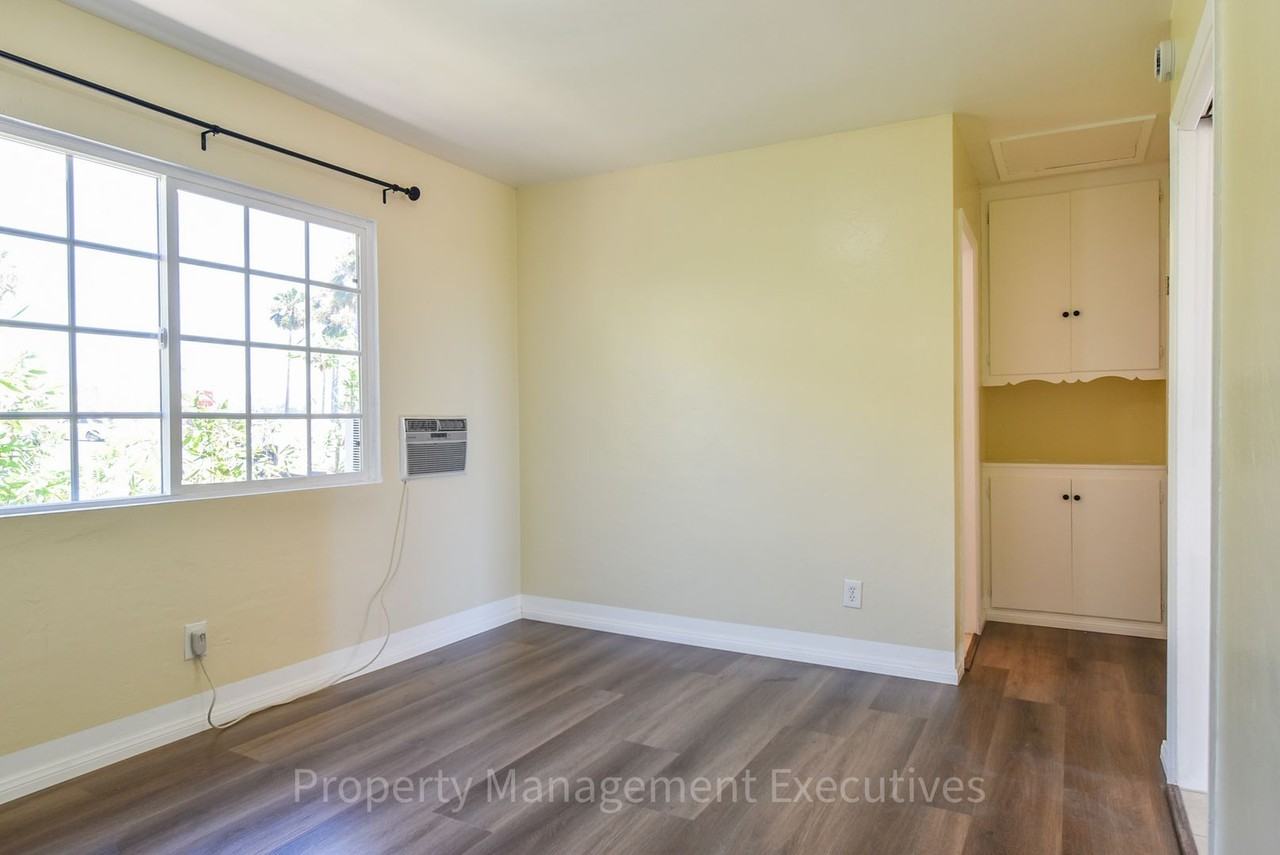 7541 High St - Photo 7 of 8