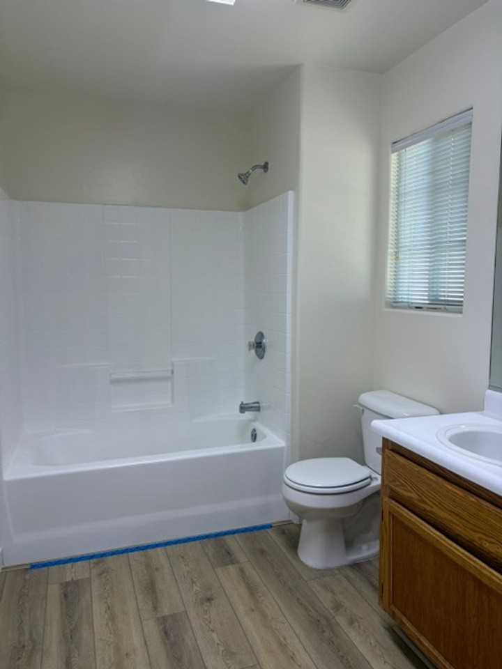 631 Greenwood Meadow Ln - Photo 4 of 8