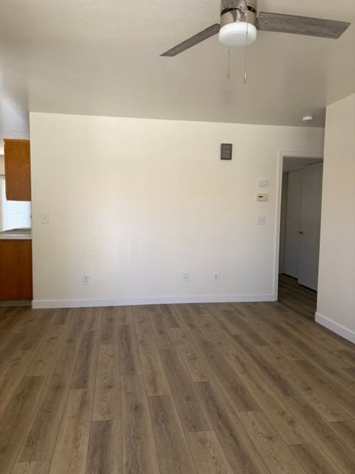 631 Greenwood Meadow Ln - Photo 5 of 8