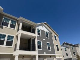 featured image of 4662 S Poplar Way #Q303