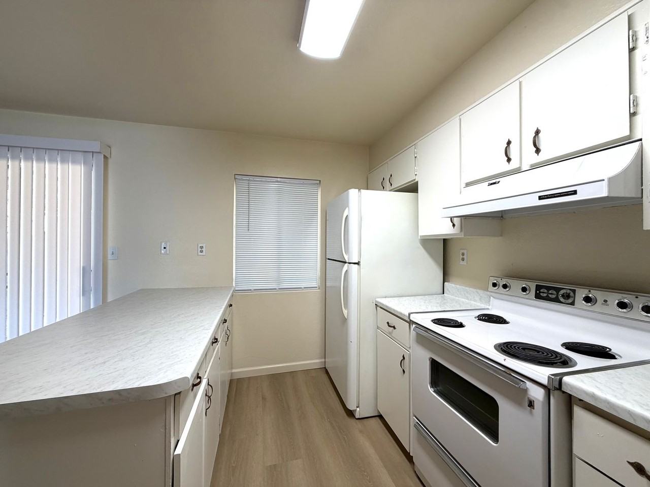 6346 N 47th Ave - Photo 7 of 22