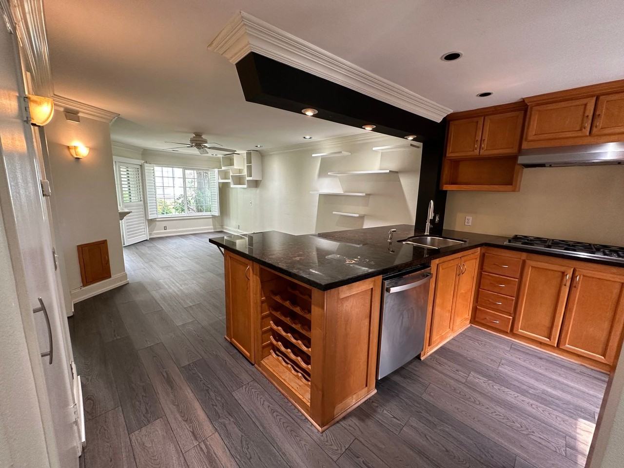 700 E Lake Dr #77 - Photo 6 of 47
