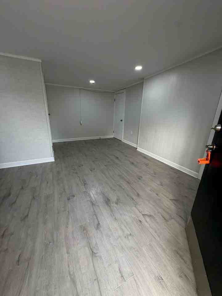 904 Coldwater Rd #12 - Photo 2 of 10
