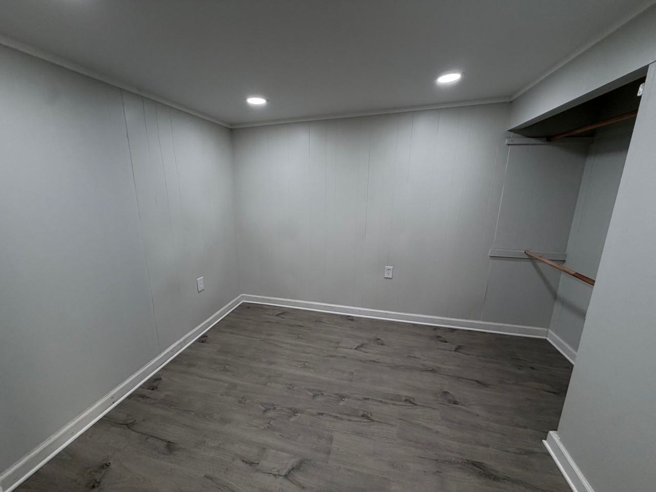 904 Coldwater Rd #12 - Photo 7 of 10