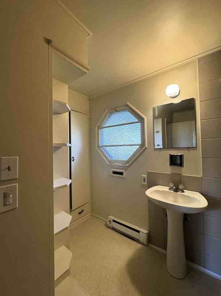 414 W 10th Ave - Photo 6 of 11