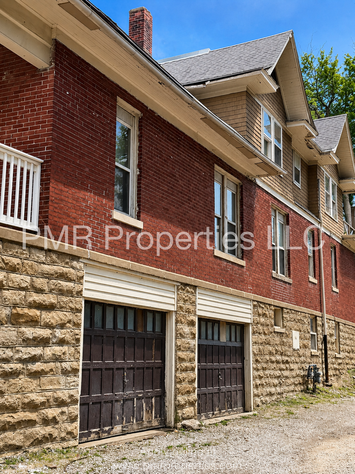 2214 Union St - Photo 2 of 14