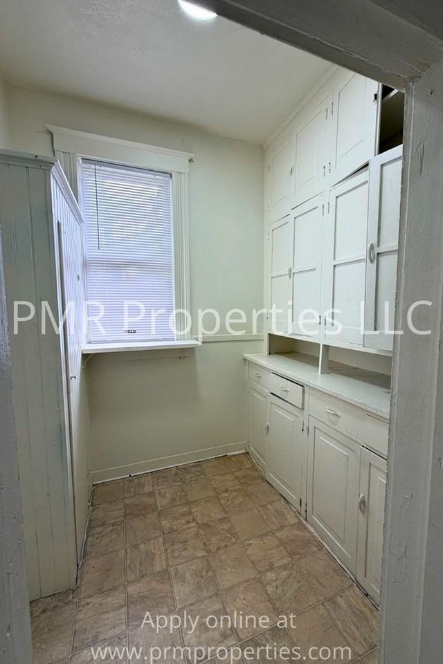 2214 Union St - Photo 4 of 14