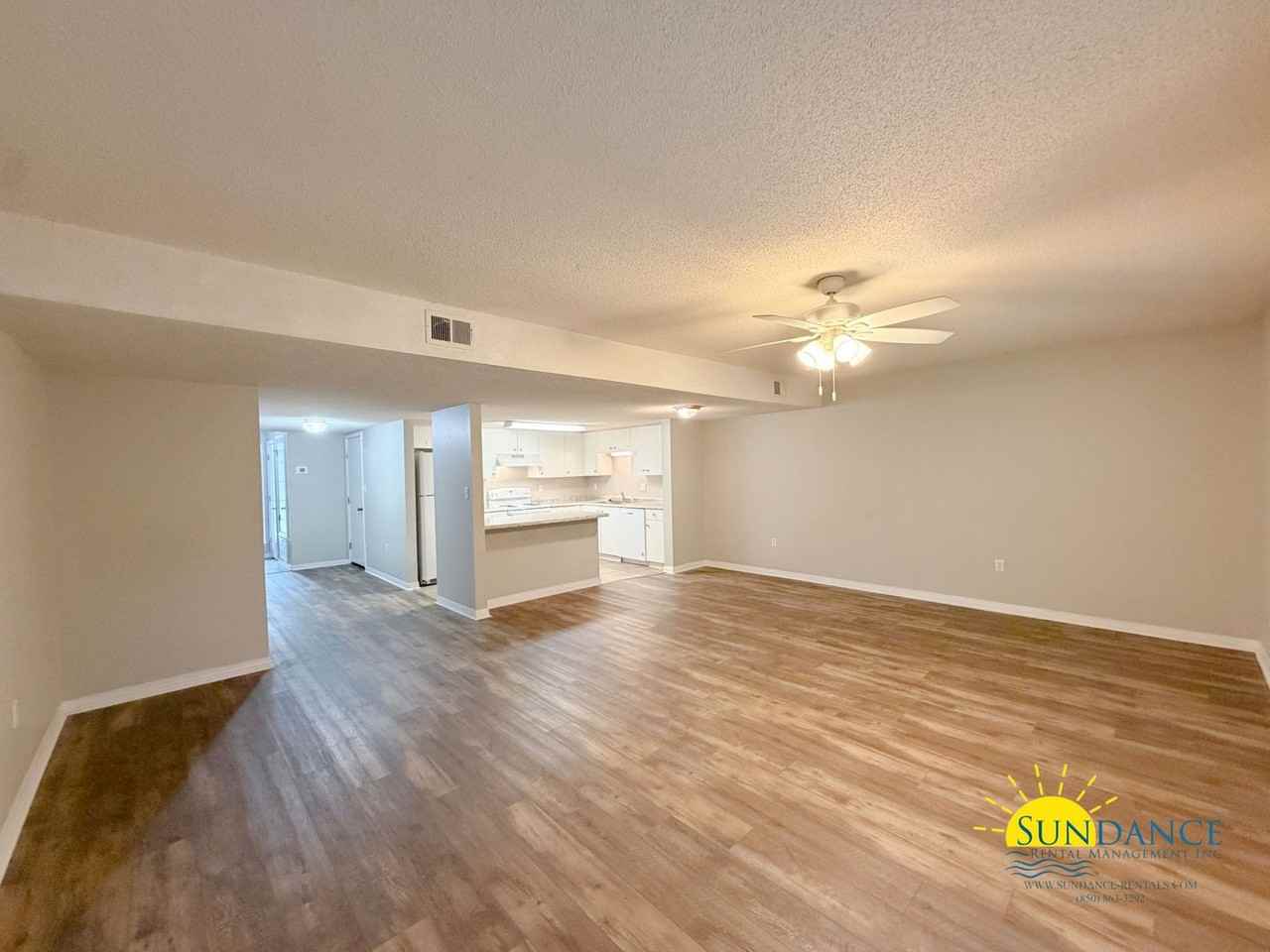 360 Schneider Dr - Photo 4 of 20