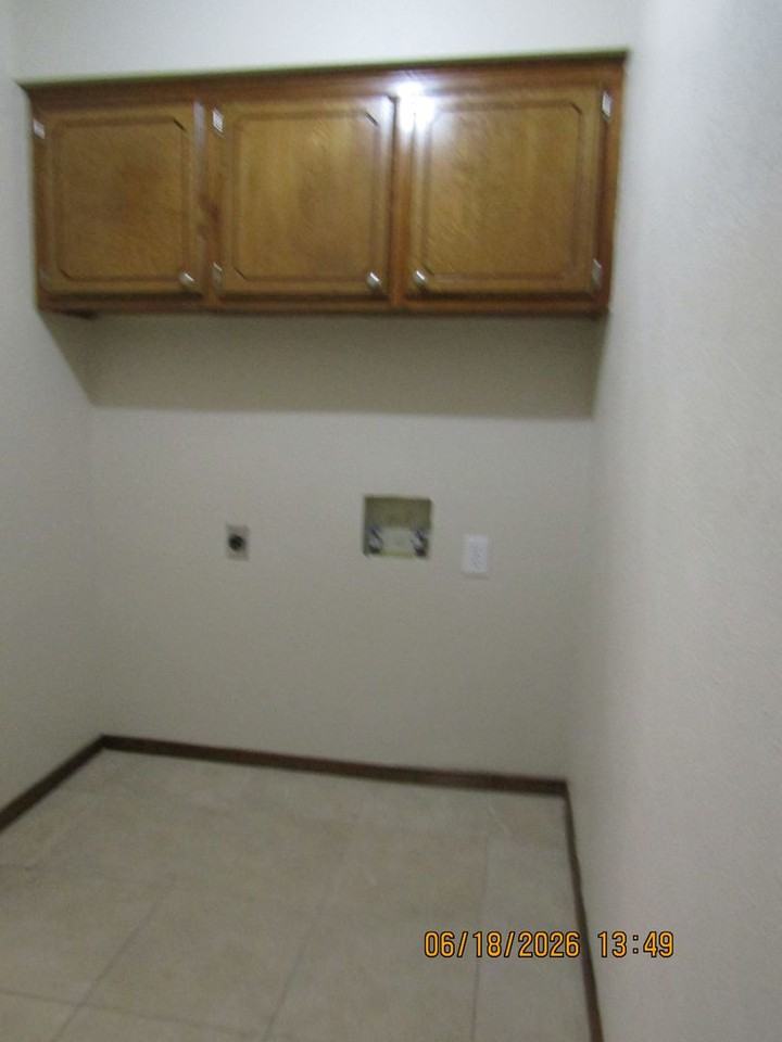 7505 Nw Welco Ave - Photo 2 of 43
