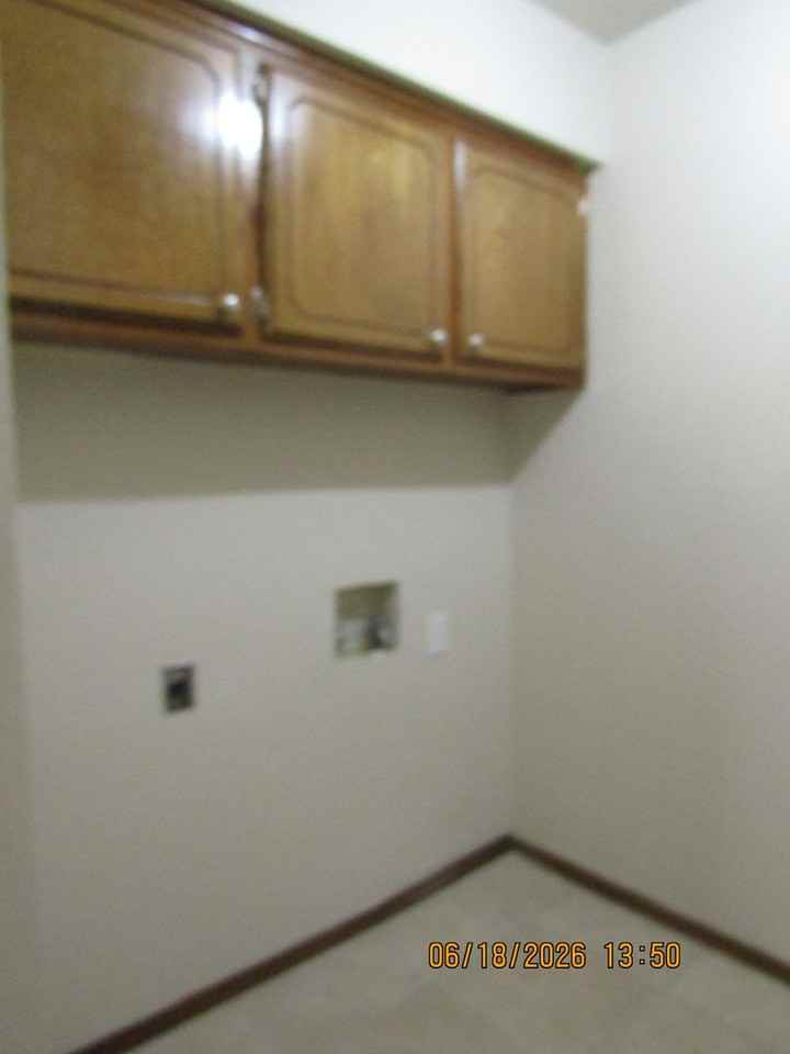 7505 Nw Welco Ave - Photo 3 of 43