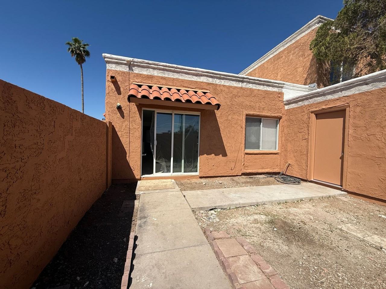 4035 S 45th Pl - Photo 5 of 17