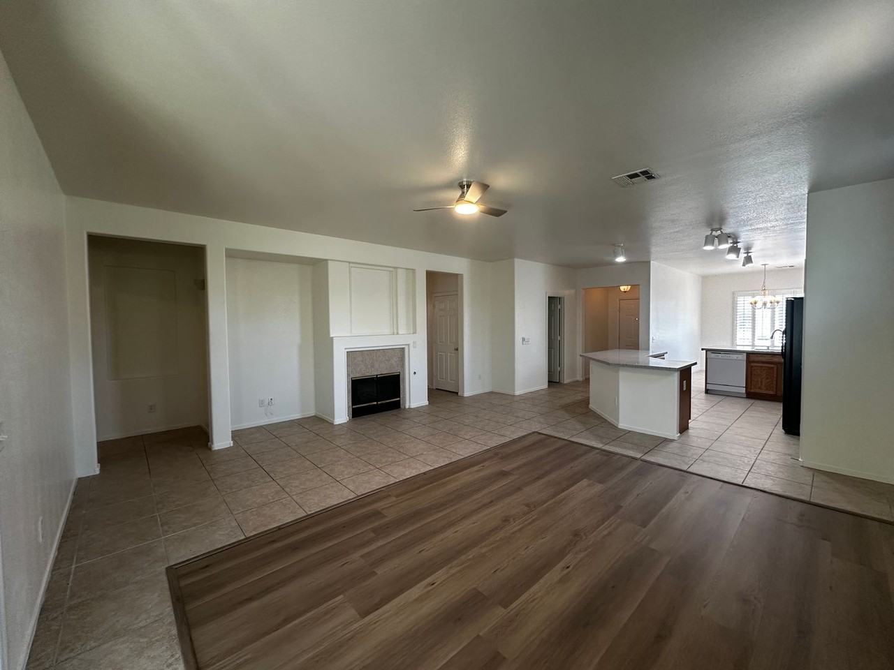 10912 Golden Birch Pl - Photo 4 of 18