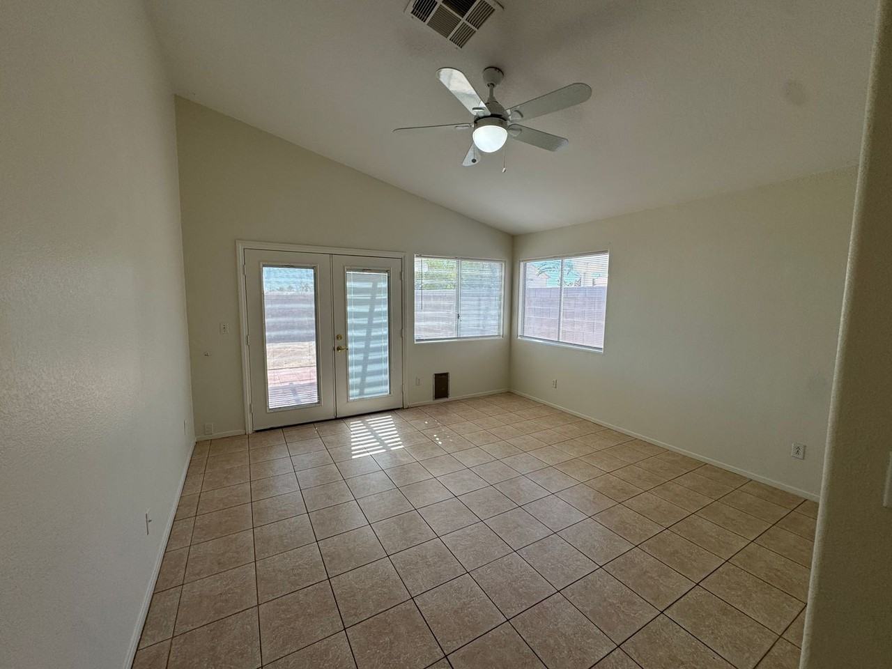 3932 Marble Mountain St - Photo 7 of 14