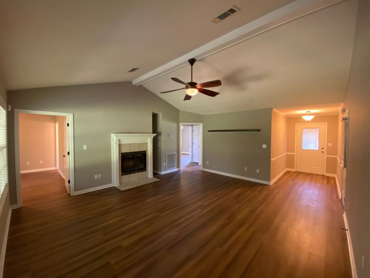 162 30th St - Photo 4 of 21