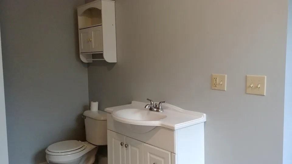 125 Washington St #1 - Photo 2 of 8
