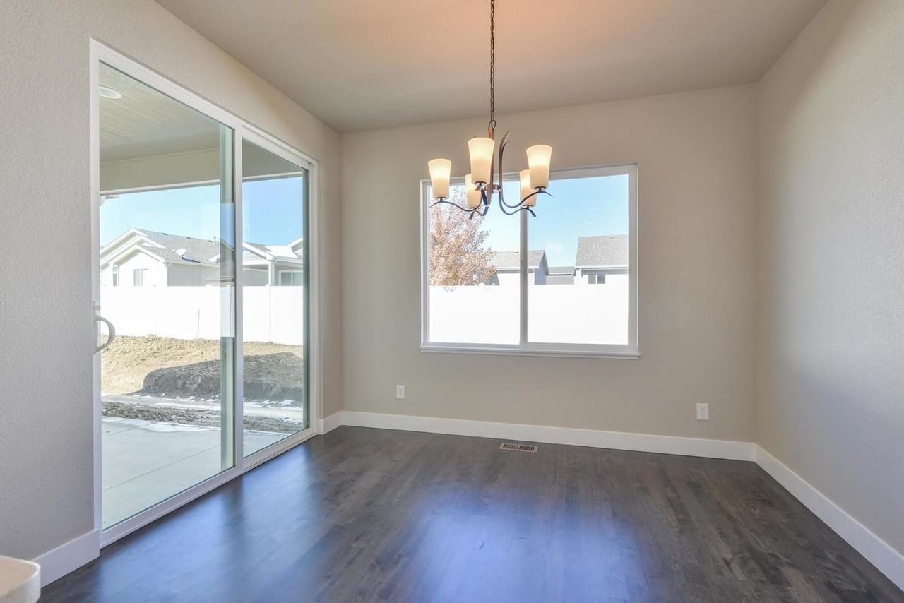 1618 Tundra Ave - Photo 7 of 21