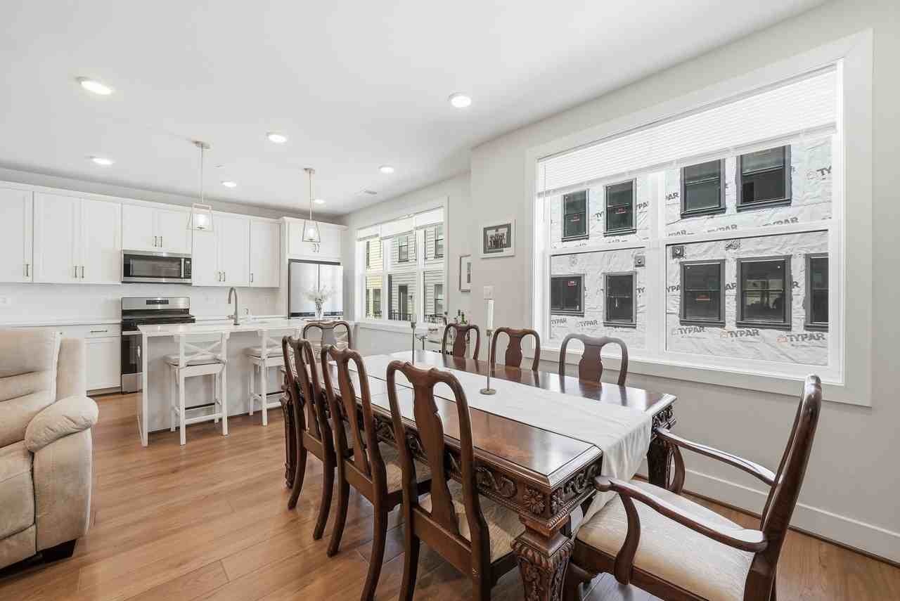 4927 Eisenhower Ave - Photo 6 of 16