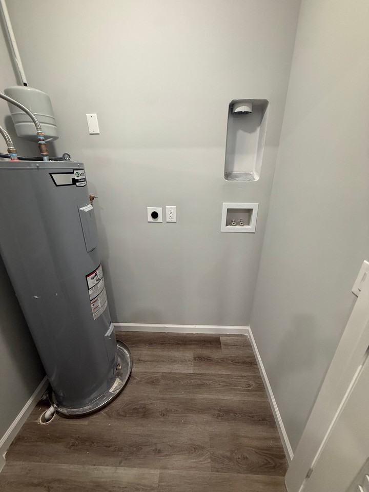 22 Seeley St #202 - Photo 5 of 11