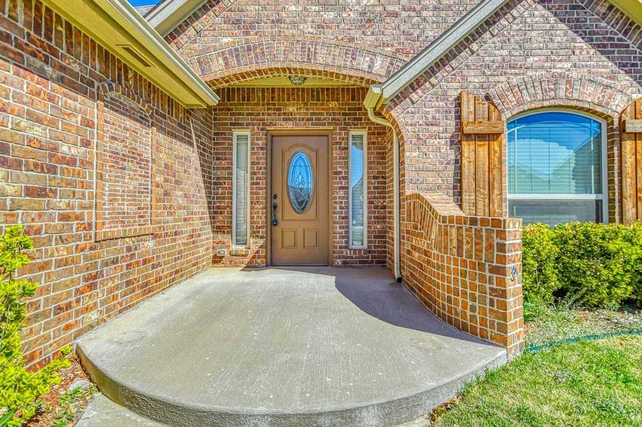 5105 Sw 122nd Ter - Photo 5 of 37
