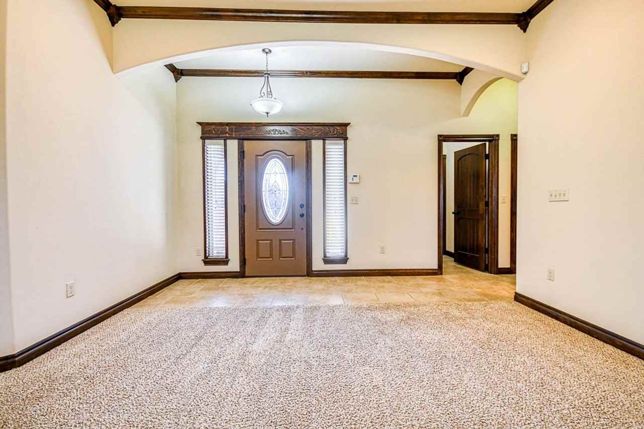 5105 Sw 122nd Ter - Photo 7 of 37