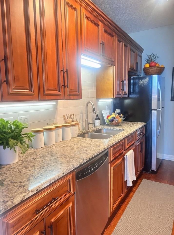 300 S 16th St #903 - Photo 5 of 13