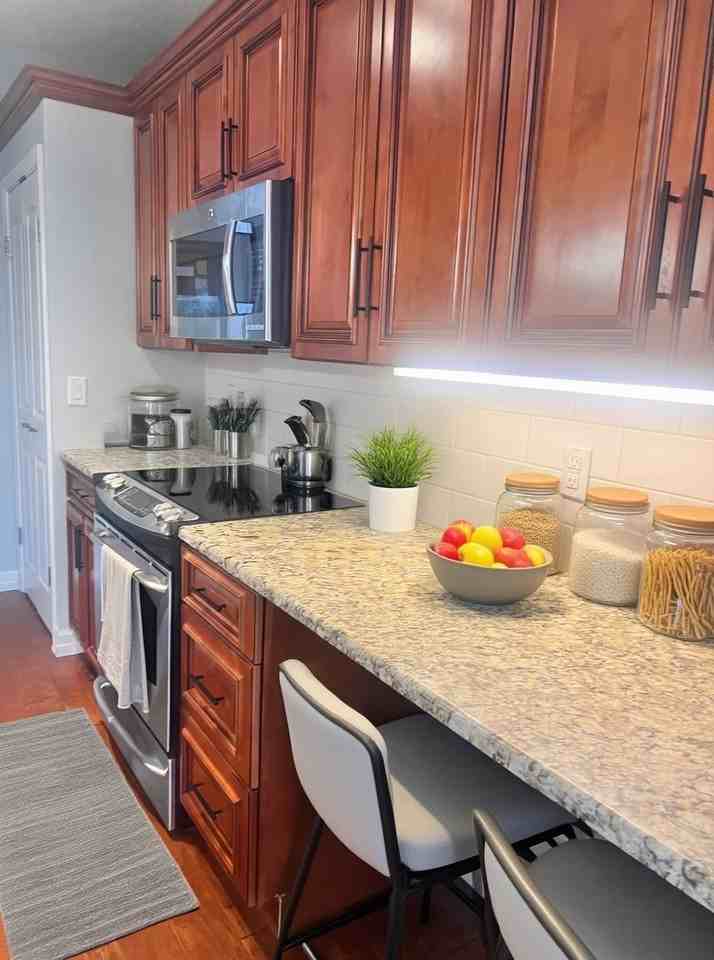300 S 16th St #903 - Photo 6 of 13
