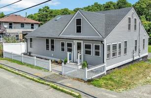 featured image of 35 Locust St