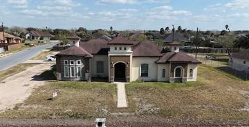 featured image of 512 Ponciana Dr