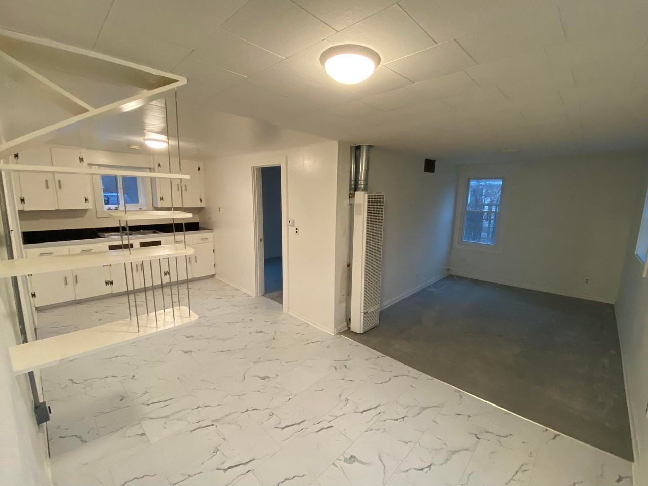 21240 Randall St - Photo 3 of 7