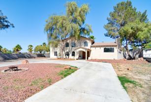 7640 Spencer St - Photo 1 of 1