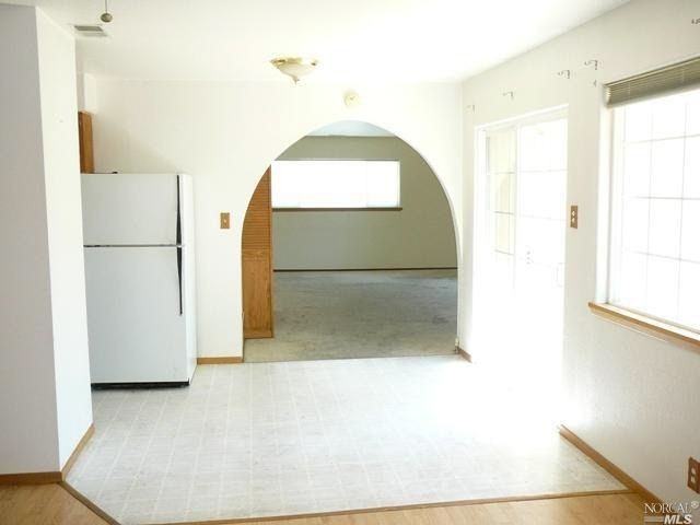301 Arlen Dr - Photo 2 of 9
