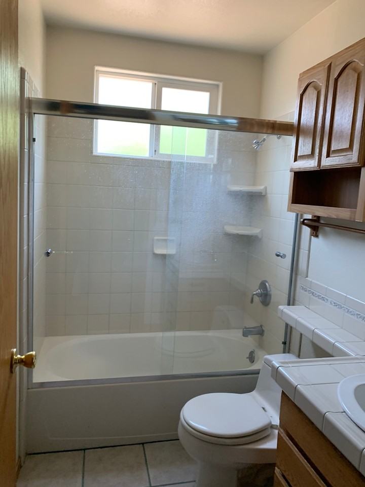 301 Arlen Dr - Photo 6 of 9