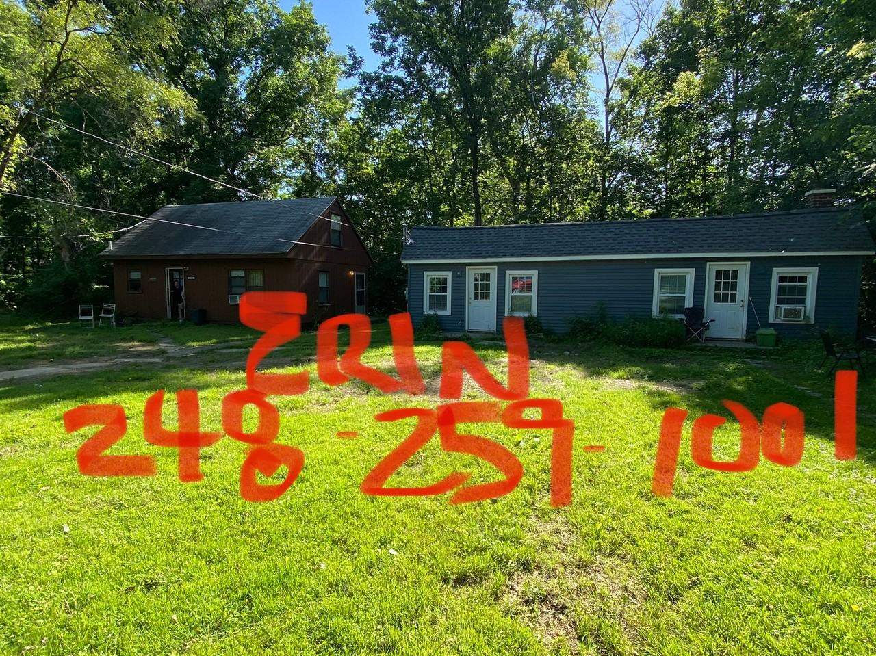 21242 Randall St - Photo 3 of 9