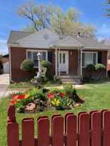 2836 S Kenwood St - Photo 1 of 1