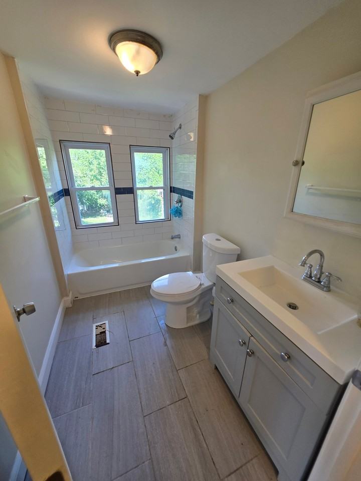 8 Main St - Photo 6 of 9