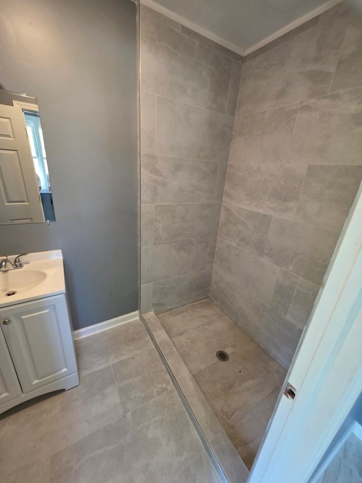 1603 Main St - Photo 5 of 8