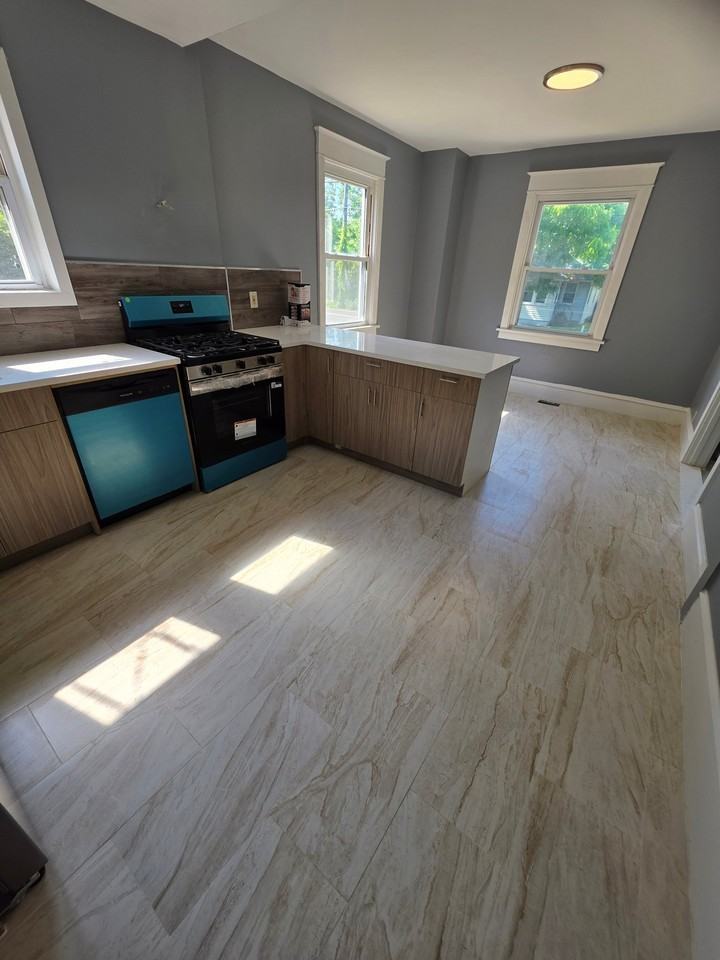 1603 Main St - Photo 7 of 8