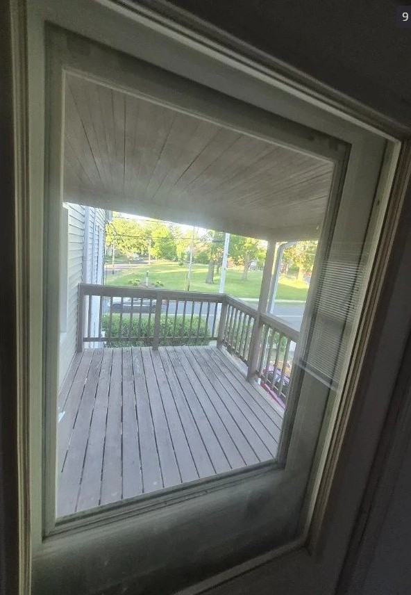 240 Springfield St #2ndFL - Photo 4 of 6