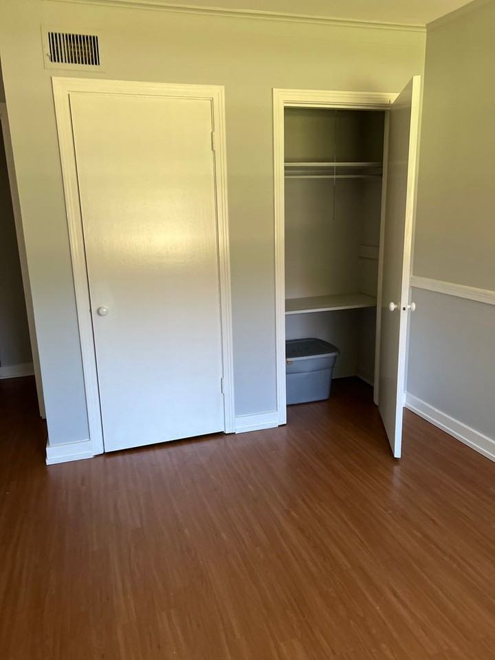 179 Richard Ave - Photo 6 of 15