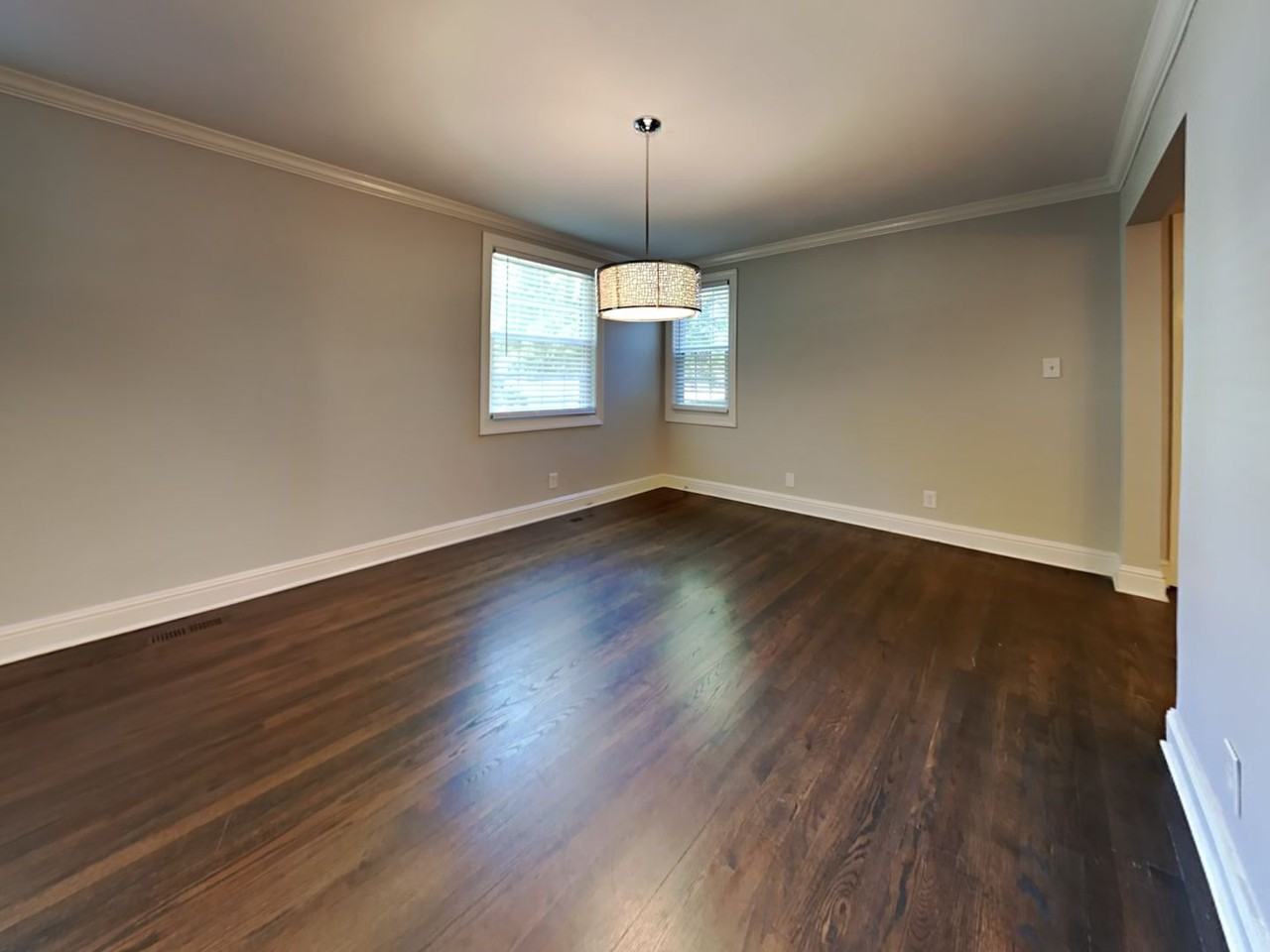 3818 Woodmont Ln - Photo 7 of 41
